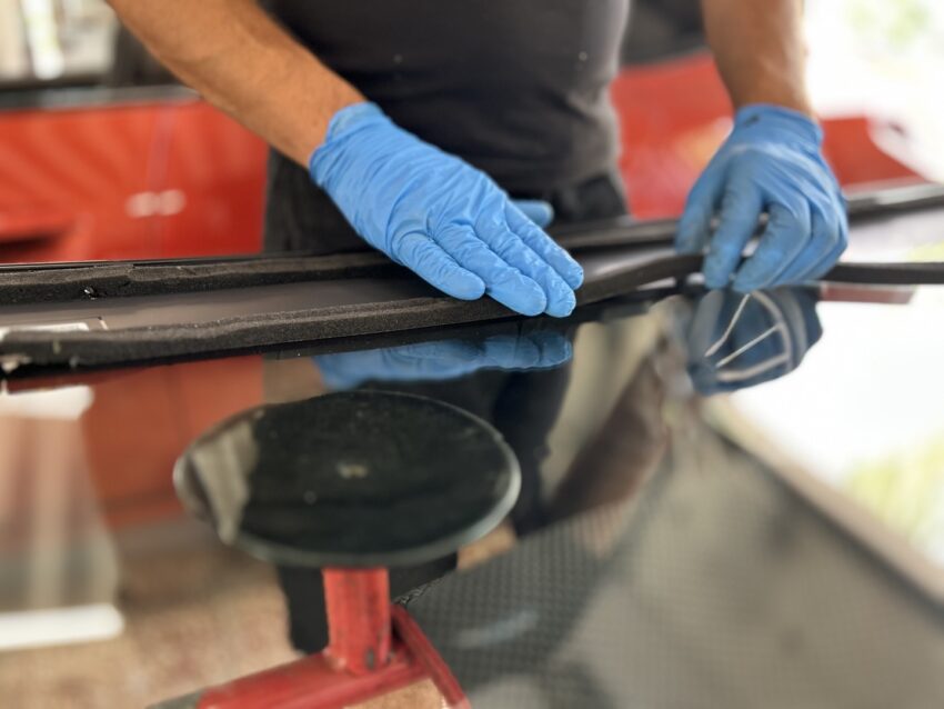 Professzionális szélvédőcsere az autouvegek.hu kínálatában